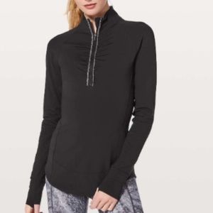 Brooks half zip up